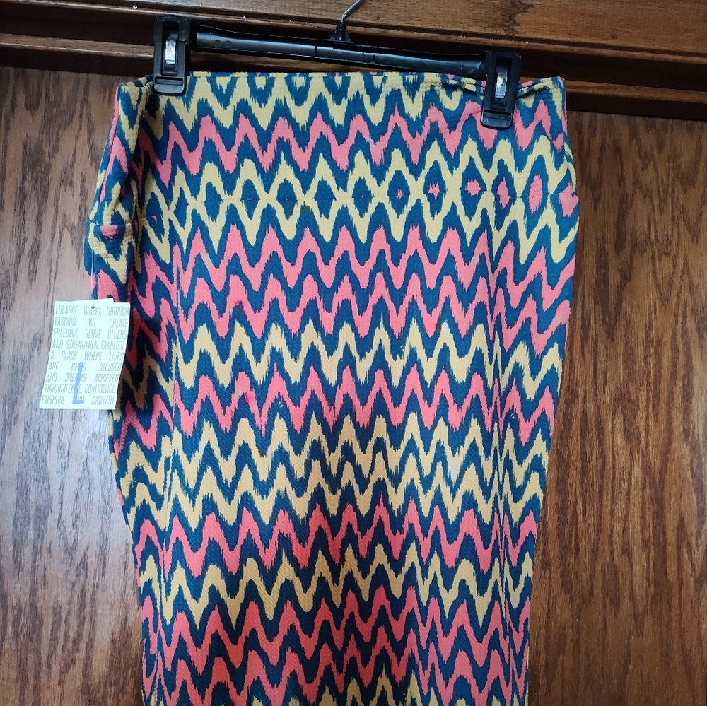 LuLaRoe Pink, Yellow , and Blue Cassie Skirt New with tags